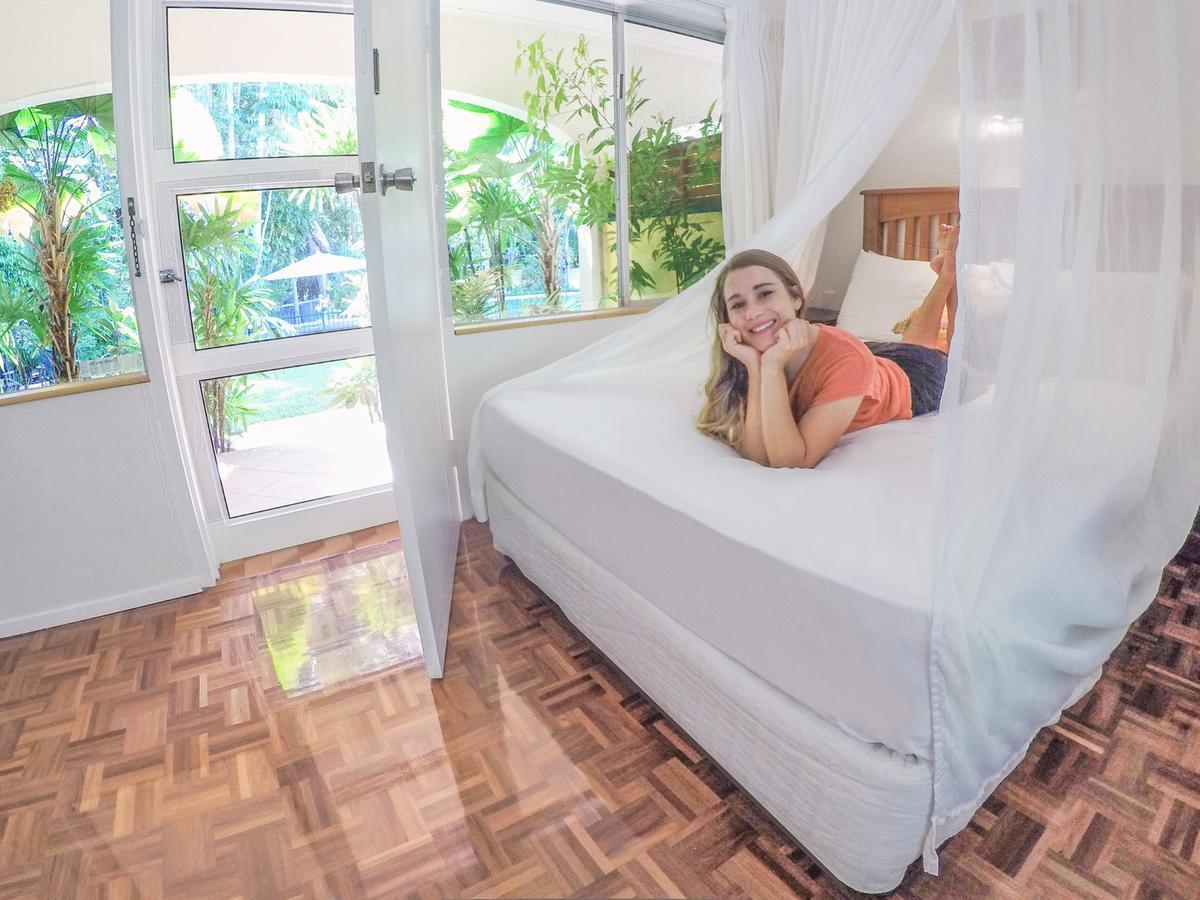 Villa Marine Holiday Apartments Cairns Yorkeys Knob Экстерьер фото
